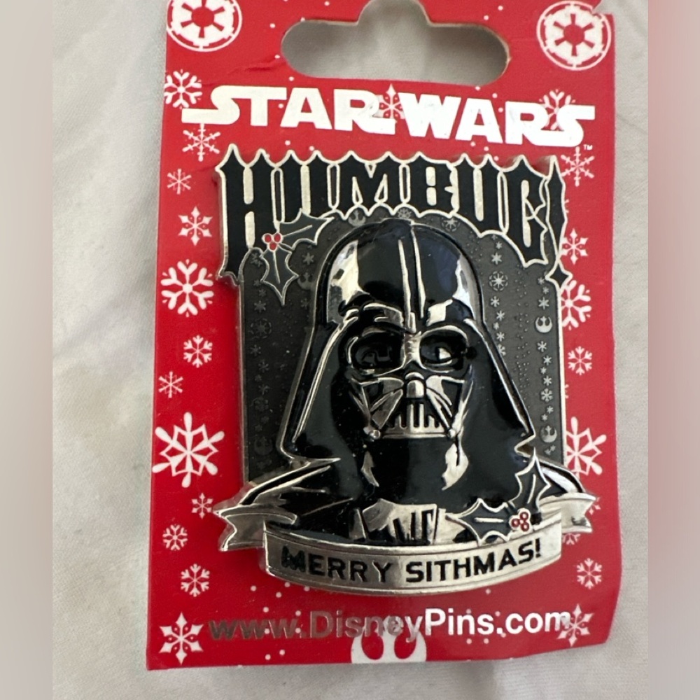 Merry Sithmas pin